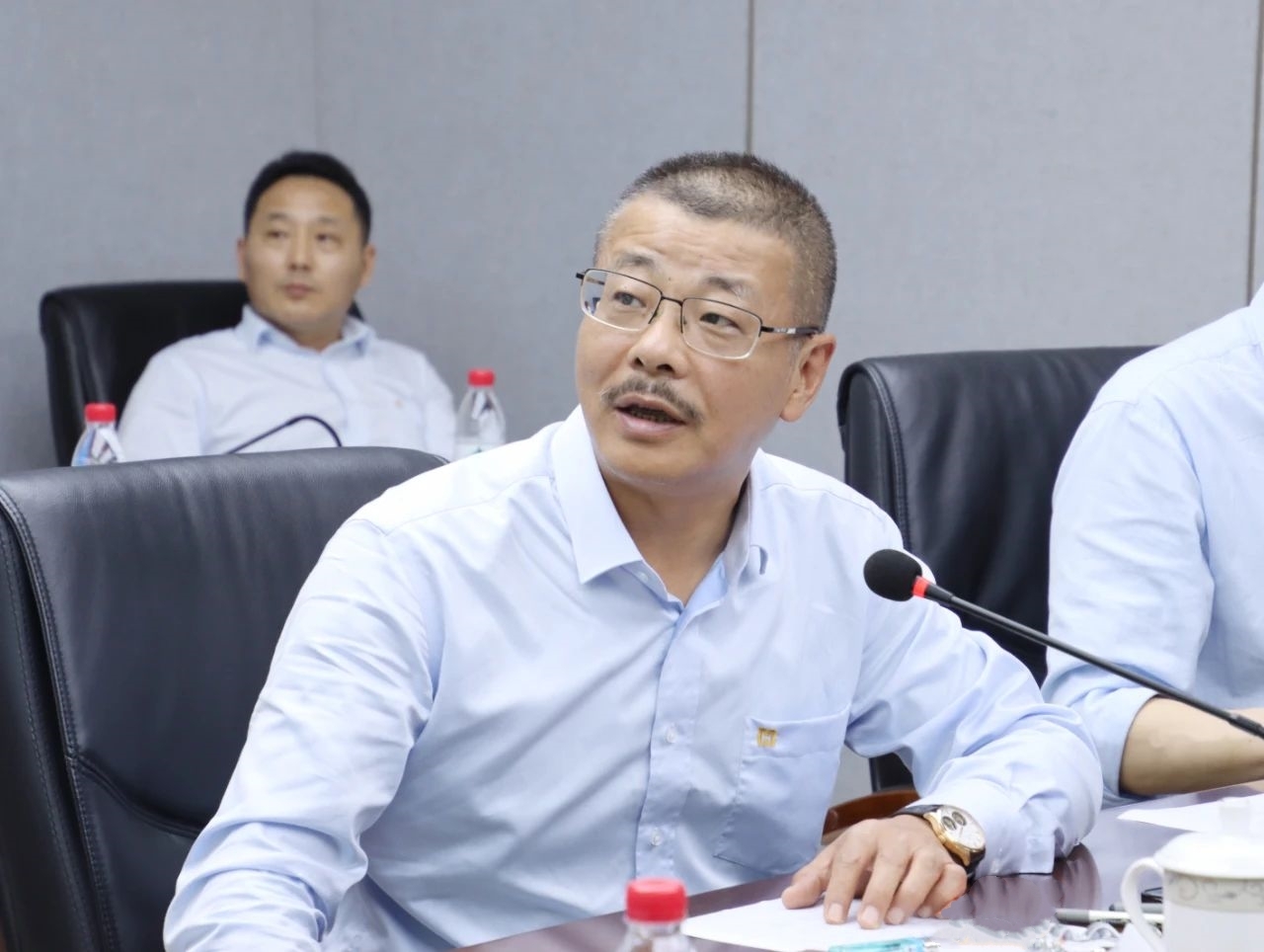 1705375859975089.jpg 米乐M6学习贯彻海南省委八届四次全会精神 推动高质量生长2_副本_副本.jpg