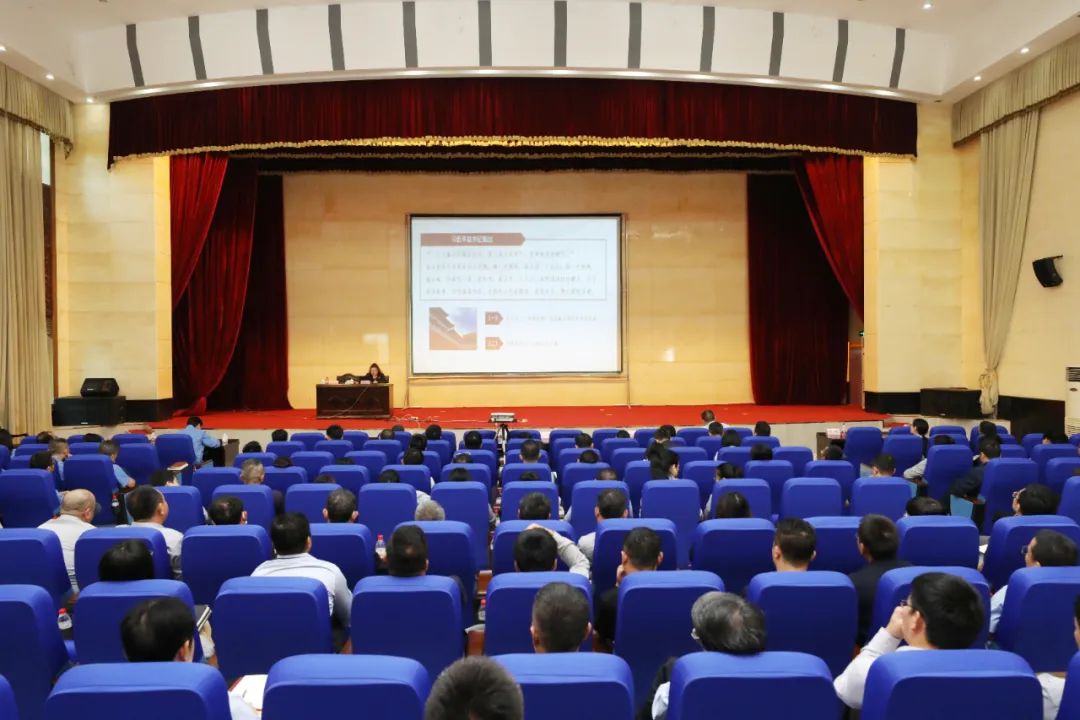 海钢？？？？？？罅暇傩械撤缌教育专题党课 以案明纪以案说法.jpg